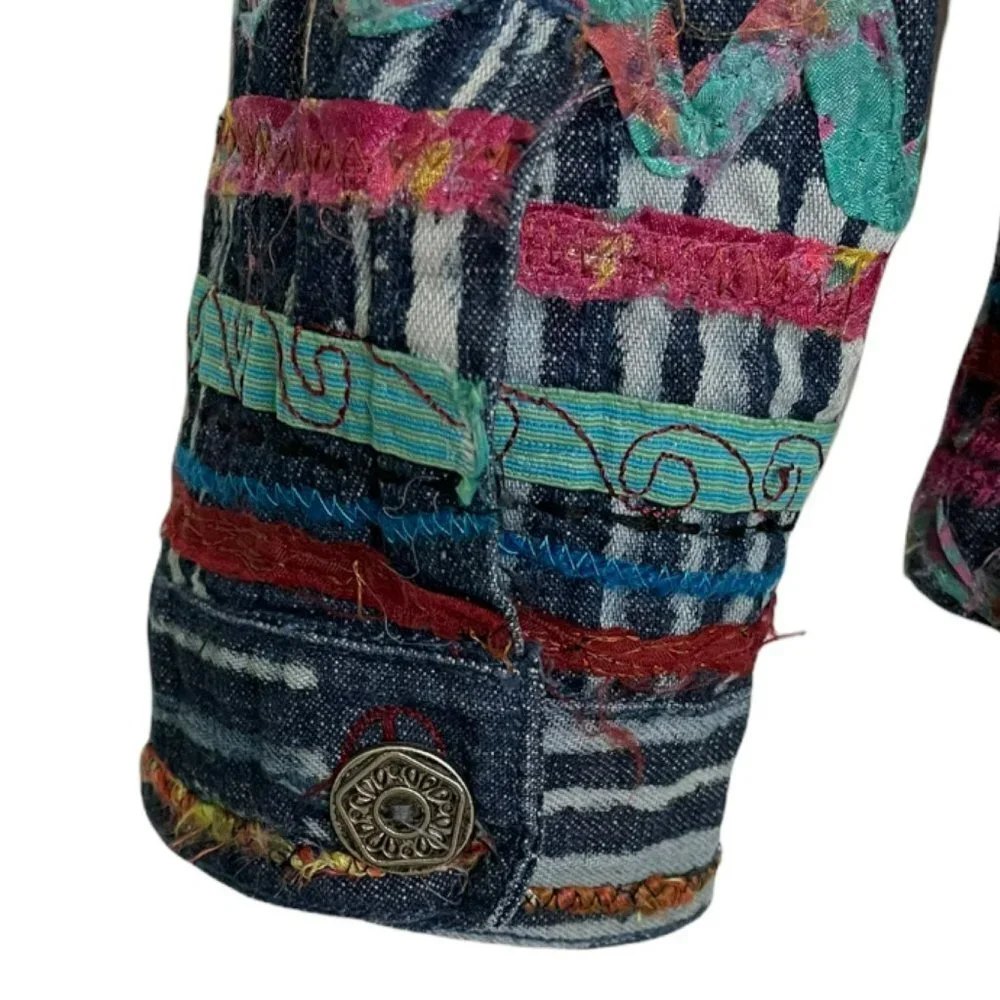 CHICO’S “SCRAP ART FABRIC” JEAN JACKET - Picture 7 of 9